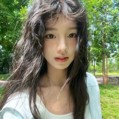 首秀 海报